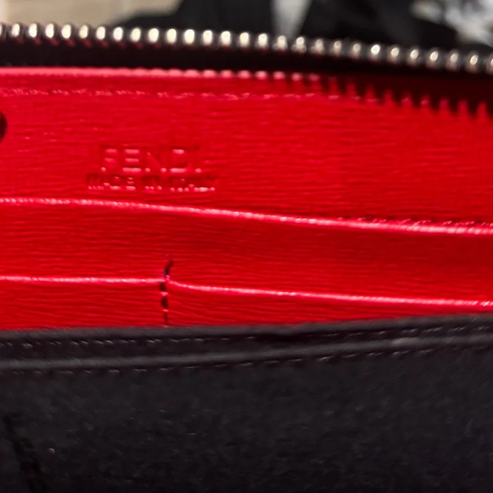 Fendi Black Monster Eye Wallet New - Picture 6 of 6